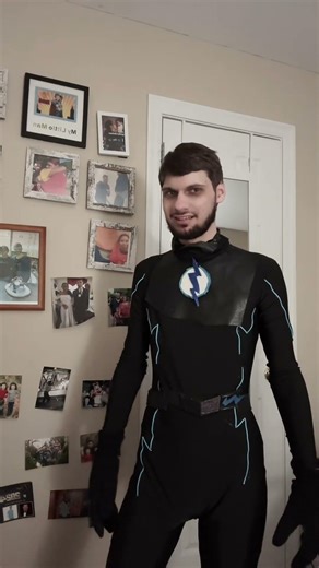 Kent accidentally change the timeline he created a whole new reality