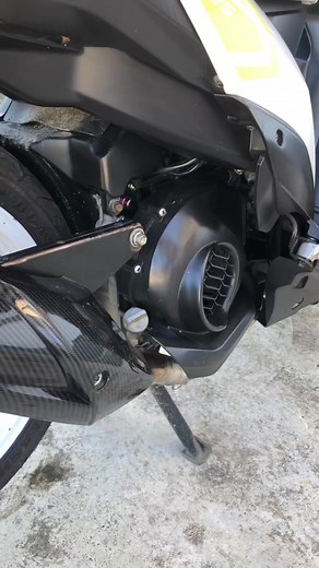 Tutorial how to engine flush your motorcycle. Using Mototek Engine Flush. #tutorial #moto #motorcycle #maintenance #motovlog | Engine Cleaning Motorcycle