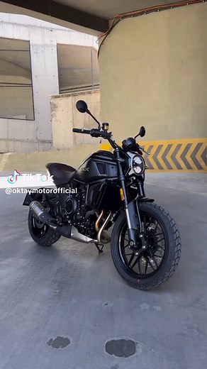 2024 CFMOTO CLX 700 HERITAGE Motorcycle Overview
