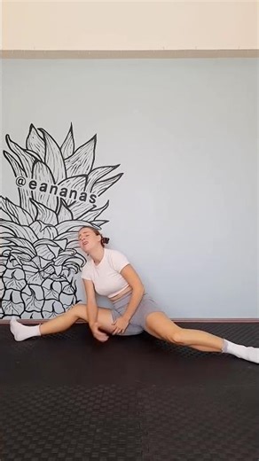 How to do Middle split 😯 #shorts #motivation #yoga