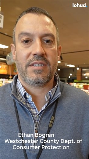 The Journal News & lohud.com on Instagram: "Watch how two members of the Westchester County Department of Consumer Protection inspect a local grocery store. 🔗 Read about what happens when a grocery store gets inspected at the @lohud link in bio. 📹️📸: Seth Harrison @sethharrison ✍: Samantha Antrum #lohud #WestchesterNY #GroceryStoreInspections"