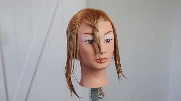 The Easiest Graduated Bob You'll Ever Cut