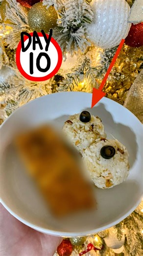 “Monsters Inc.” Harryhausen’s Eyeball Sushi? 👁️🍣🤨 #pixar #monstersinc