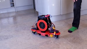 Actively Balancing A Robot With A Gyroscope