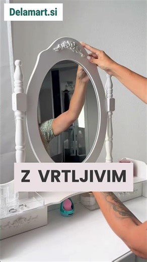 Delamart.si - Toaletna mizica s stolčkom. Danes z brezplačnim darilom!