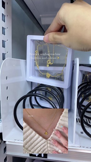 These are Stainless steel material jewelry 🫶🏻 It’s water resistant and hypoallergenic 💗✨ #malaysia #restock #vendingmachine #jewelry #kl