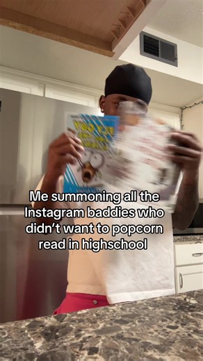 nonsuckajunior (@srl.junior)’s video of popcorn reading