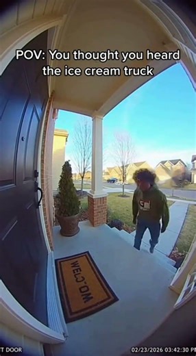 My nephew thought the ice cream truck was outside🤣‼️