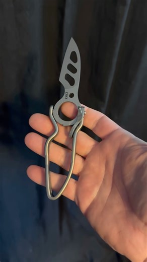 CRKT Daktyl - Slide Lock Folding Mechanism