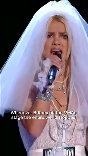 Day 21 of #ThankfulForBritney: #VMAs #britney #britneyspears #music #pop