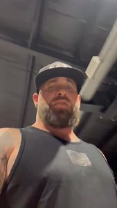 The folks over at @bowbuddyofficial got me right… This is perfect for all y’all bow hunters 🤘 | Brantley Gilbert