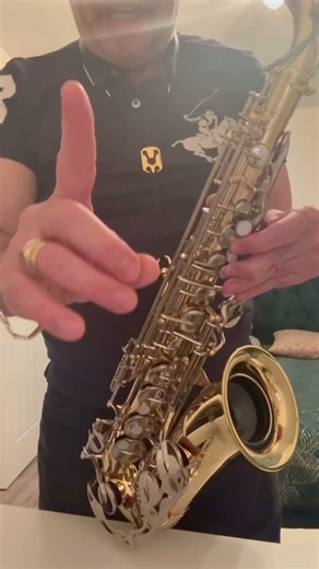 Tutorial 15 (B)Gama do majo in EFECT și arpegii Do-Mi -Sol -Do. Cum se aude la pian