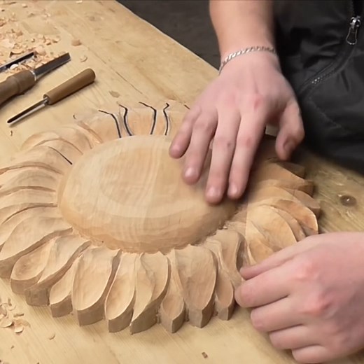 wood carving of a sunflower. How is that ? | Magic Handicraft Projects