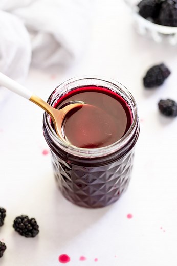 10-Minute Blackberry Simple Syrup