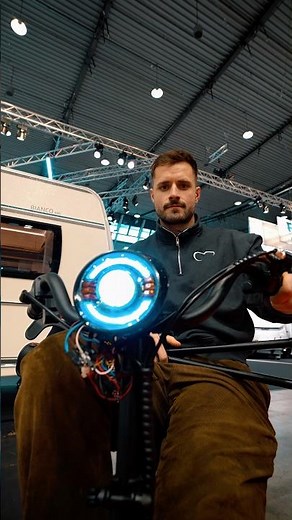 Mit dem Scooter für Best-Ager auf der Wohnmobil-Messe - CMT 2026 #camping #wohnmobil #comedy #funny