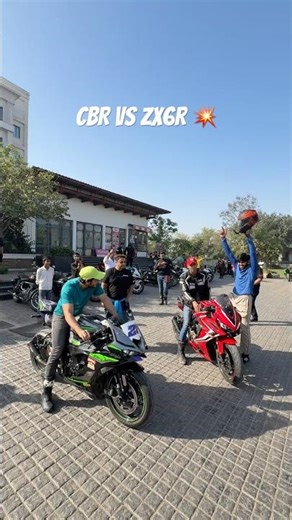 CBR650 vs ZX6R CRAZY SOUND 💥 #shorts #exhaust #sounds