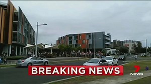 Little Bay: Three people have been arrested after an out of control beach party spilled onto the streets. Two police officers were struck with bottles while trying to control the huge crowd. It's believed they weren't seriously injured. Paramedics and police are still on the scene moving the crowd along on foot and on buses. If you have photos or videos of the incident, message 7 News http://m.me/7newssydney Story: http://bit.ly/2DIZqzH #LittleBay #7News | 7NEWS Sydney