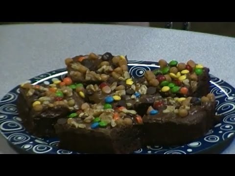 "How To Make Dutch Oven Brownies"