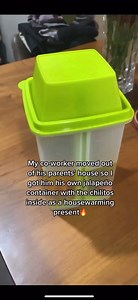 An essential piece to any Mexican household 🤣👌 #jalapeño #jalapeno #tupperware #tupperwaremexico | We are mitú