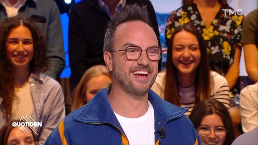Invité : Jarry revient avec un nouveau spectacle, “Bonhomme” - Quotidien | TF1+