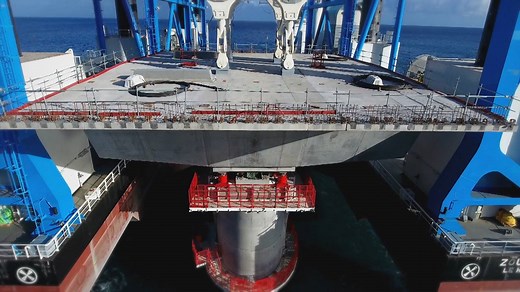 61K views · 509 reactions | Vidéo impressionnante du chantier de la NRL : Pose de la 1ère pile en mer du Viaduc du Littoral à La Réunion Images Bouygues Construction | Le Quotidien de la Réunion | Facebook