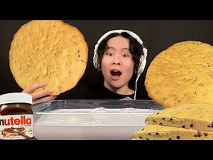 [ASMR] Giant chocolate chip cookie and ice milk!! ️