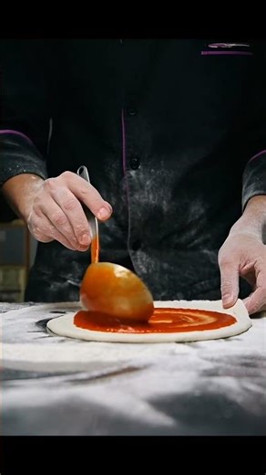 Making pizza 😁😁#food #pizza #cooking #cookingchannel