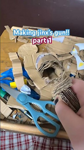 Making jinx’s gun!! (Part 1) #jinx #cosplay #art #artist #arcane