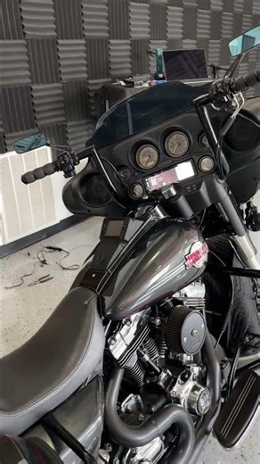 SoundStream WHD9813 Install | First Full Waterproof Touchscreen for Harley 🔊🏍️