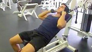 Tip: Accentuated Crunches on the Bench