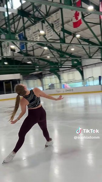 Mastering the Spread Eagle in Ice Dancing