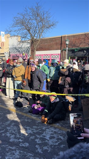 in minneapolis, writing for webworm. whatever the US government tells you, 37 year old alex pretti did not have a gun drawn when he was executed by ICE