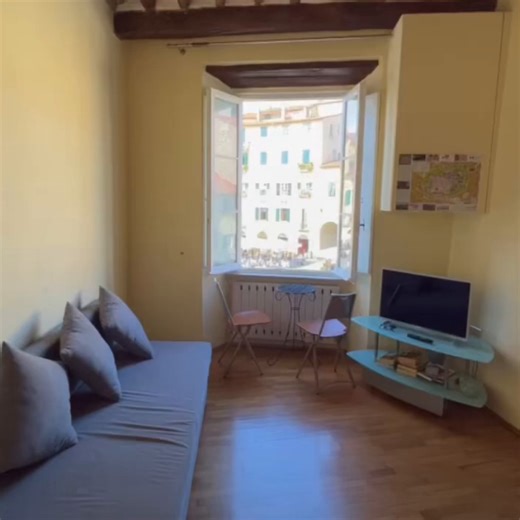 325K views · 1.5K reactions | not me looking up flights to Italy after watching The Global Expats travel adventures ✈️ → https://yt.be/kZ8YS | YouTube | Facebook