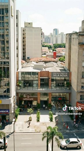 Criação de Vídeos de Terreno com Inteligência Artificial