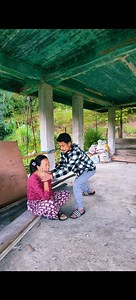 Phone ma jhundeney Budi😠 #fypシ #comedyreels #FacebookPage Suresh Chettri | Sabina Subba