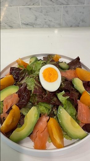 Gourmet French Smoked Salmon Salad That Took 10 Minutes #recipe #salmon #easyrecipe