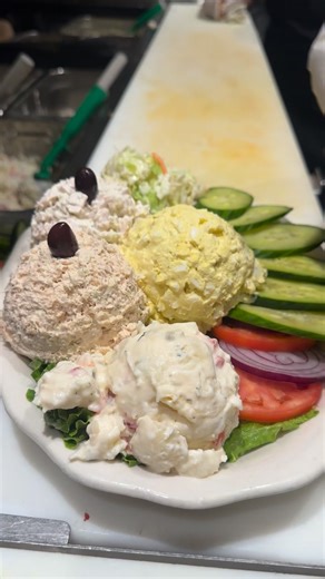 85-degree October days in Houston call for a deli salad platter lunch! Build a single, double, or triple scoop platter with choices like tuna, chicken, egg, and chopped liver, with each platter served atop a bed of lettuce, with onions, tomatoes, olives, potato salad and coleslaw. #Kennyandziggys #NYdeli #jewishdeli #jewish #deli #delifood #deliclassics #galleria #uptownhouston #houstoneats #HOU #HTX #HOUeats #ziggygruber #deliman #comfortfood #breakfast #lunch #dinner #jewishfood #tradition #fa