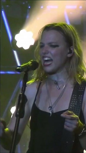 Lzzy Hale - I Like it Heavy - Halestorm - 2015