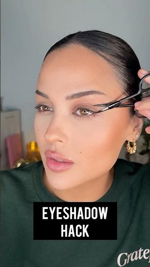 Eyeshadow Hack l Christen Dominique