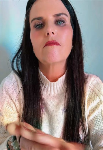 ✨ ASMR Energy Sound Healing Cleanse ✨ Sit back… relax… Let the sound clear your mind, soften your body, and wash away anything heavy. Feel the energy move through you — calming, grounding, and clearing. You are safe. You are supported. You can let go now. #asmrhealing #asmrsounds #asmrenergyhealing #asmrreiki #asmrrelaxation