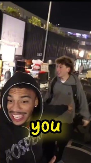 Fan Jumps on Yonna,Ray,Tota & Jay Cinco's Bus 😱 #yonna #jaycinco