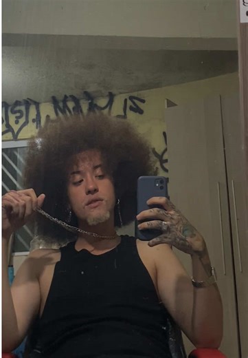 Dancehall Styles: Reggae Vibes and Streetwear Looks