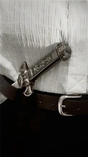 part 2 ❤️✨️ #books #booktube #booktok #bookbf #bookboyfriend #bookish #bookworm #book dragon #love