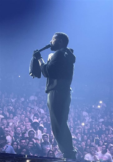 Drake's Bold Message at No Face Concert in Melbourne