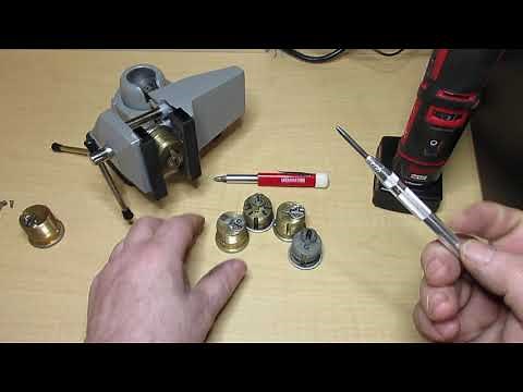 Five Methods For Removing Cam Screws