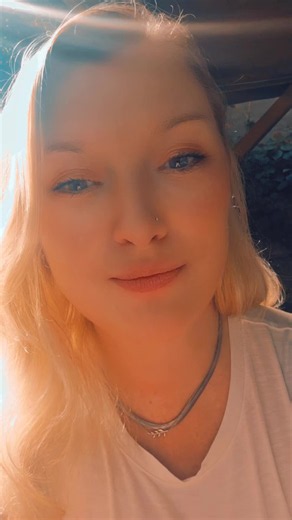 Die Sonne lacht, genießt das Wetter 🫶🫶#genießtdasleben #folgtmirfürmehr #Sonne #singenmachtglücklich