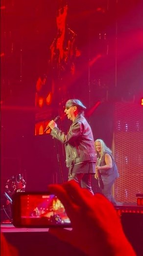 Scorpions live in Paris, Accor Arena, Coming Home tour 2026