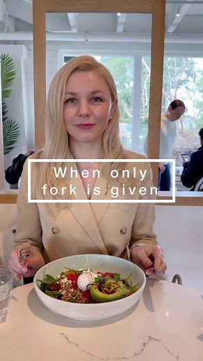 985K views · 9.1K reactions |  Etiquette tip: When no knife is given...