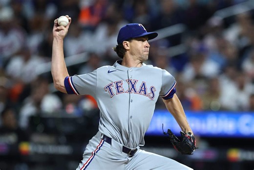 Jacob deGrom, a revived Ranger, makes a winning return to Queens, and the Mets could use him