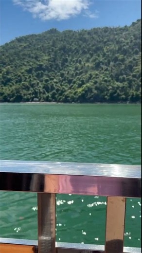 Cruising Through Halong Bay, Vietnam, Wonderscape Travel from Jo A. 🇻🇳